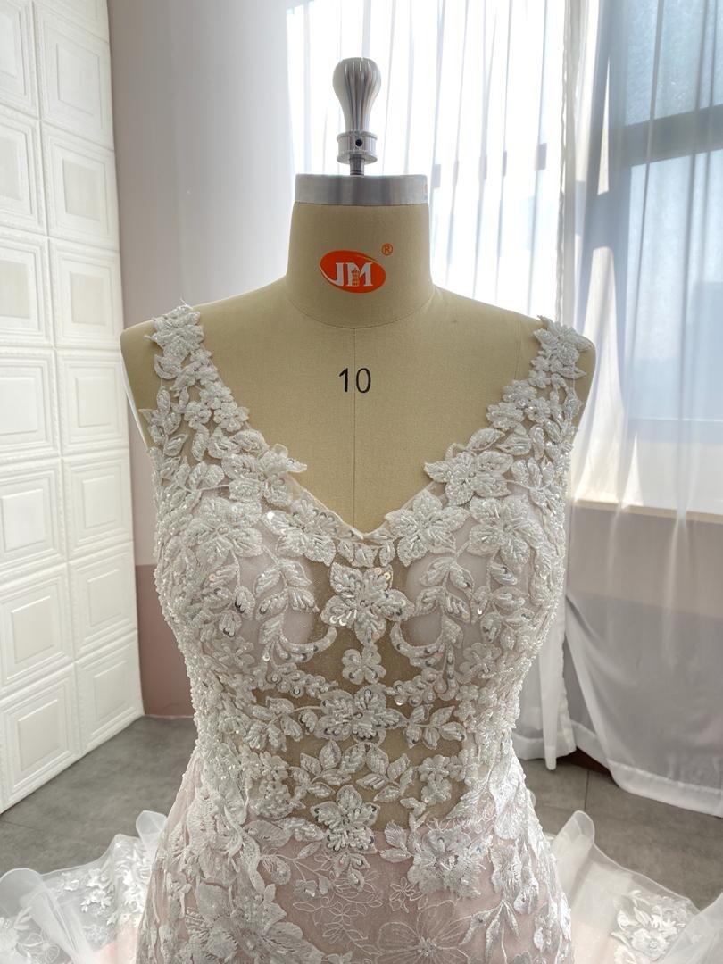 MERMAID WEDDING GOWN Blush lining size 10