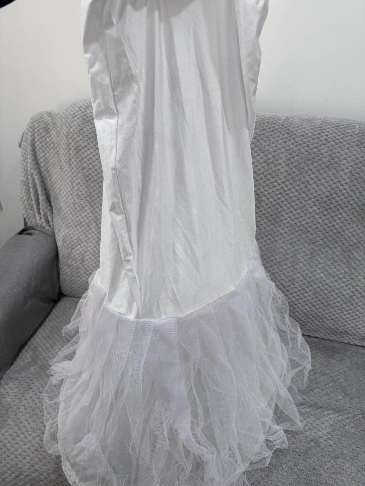 Women’s Size 6 US 0 Wedding Dress Custom Made With hoop skirt & Veil