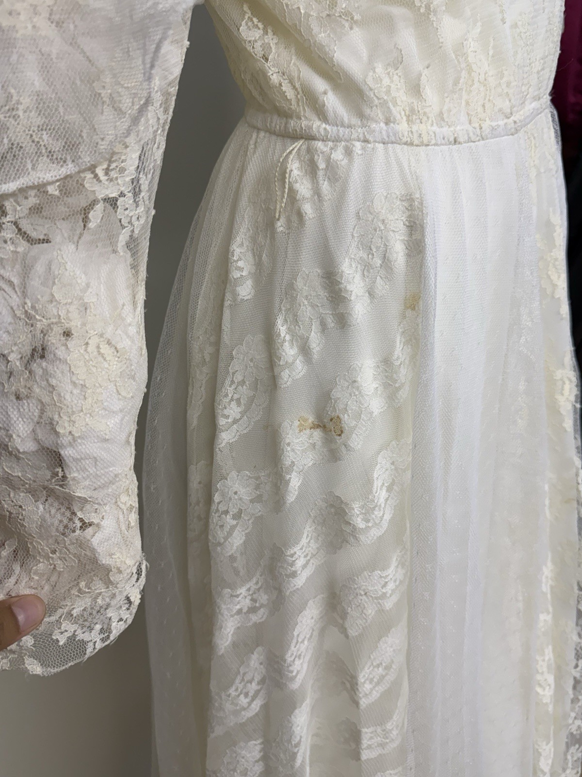 Vintage Wedding Dress Off White Lace Tier Puff Ruffled Sleeve No Tags?