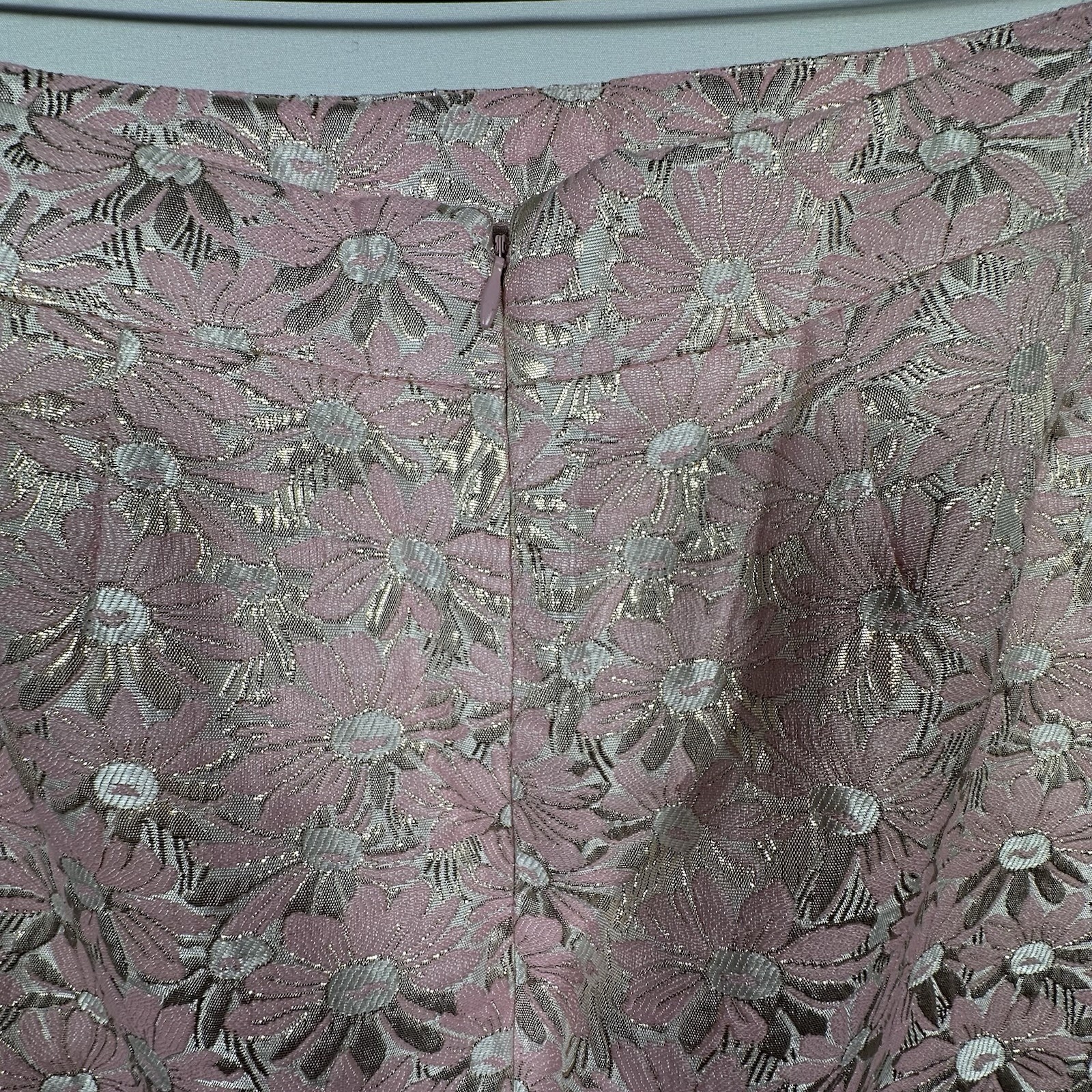 John Mayer Women’s 2pc Suit pink Silver white Rhinestone Buttons Size 12