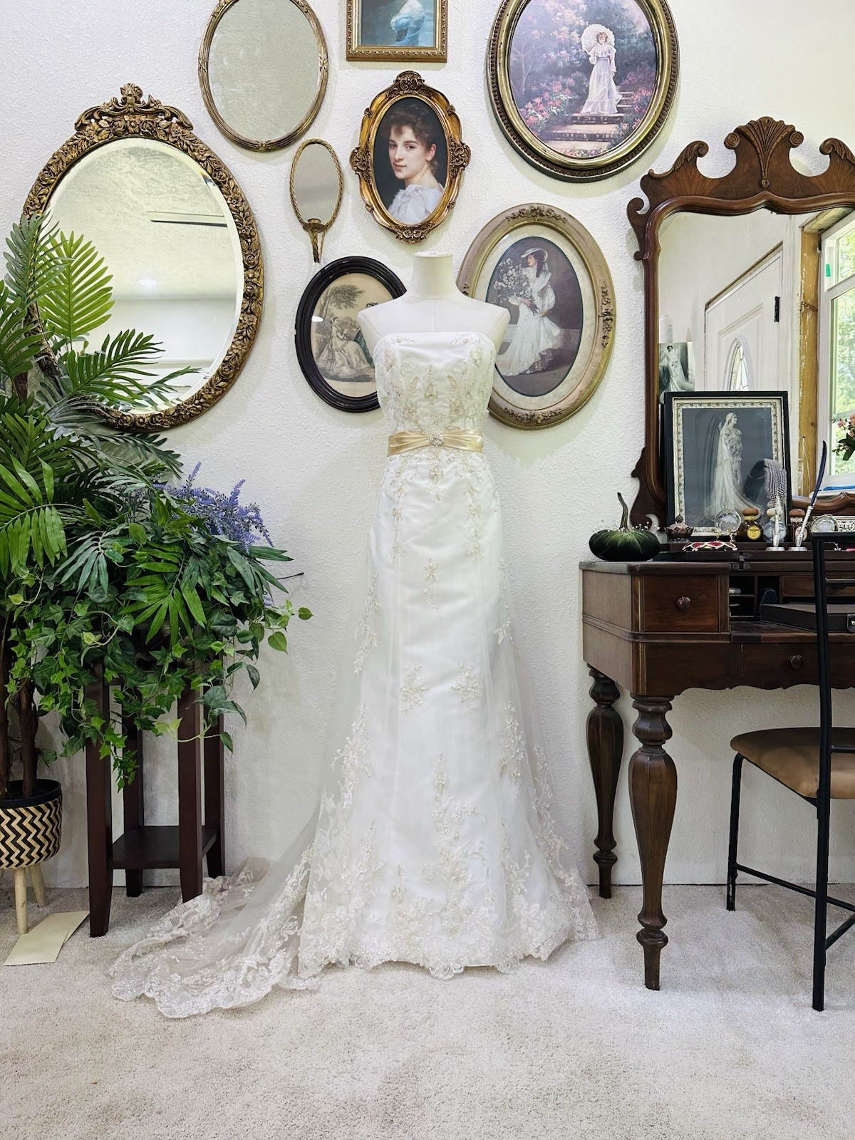 Vintage Alfred Angelo Wedding Dress | Champagne Embellished Lace Bridal Gown