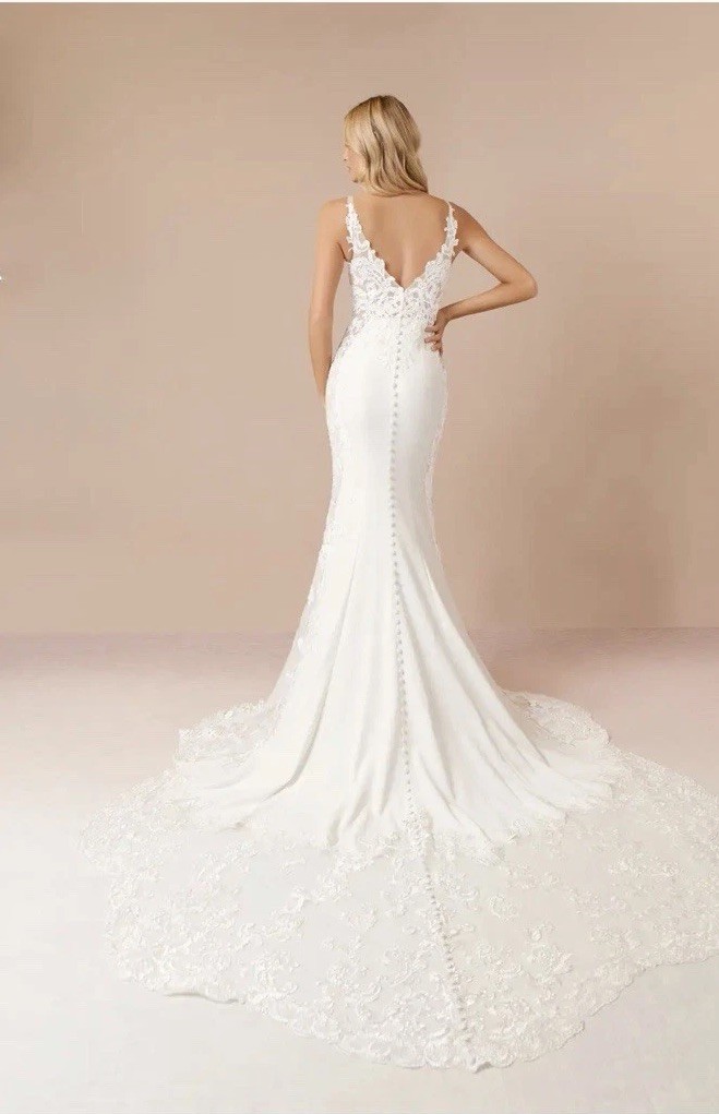 Azazie Estephanie Wedding Dress White Mermaid Lace Custom Size NWT Bridal C/m
