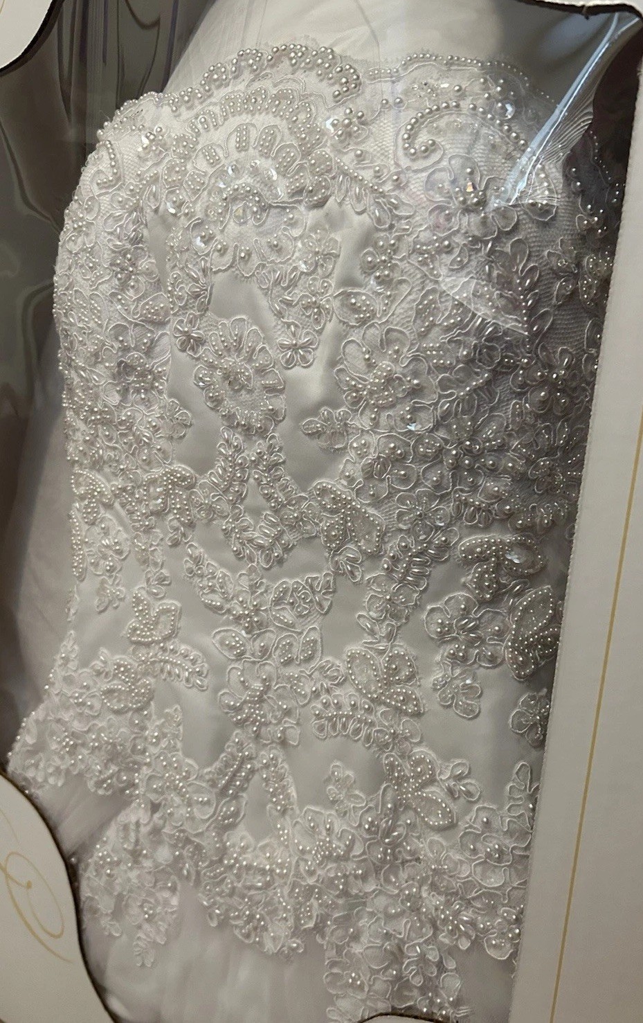 Oleg Cassini Wedding Dress Ball Gown Strapless Satin Tulle Beaded Size 2 White
