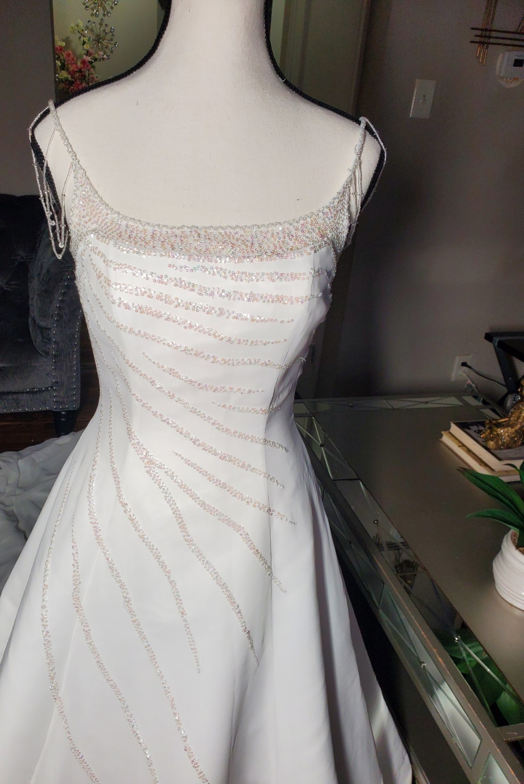 Moonlight Elegant White Wedding Dress Size 4 Retail $5,000