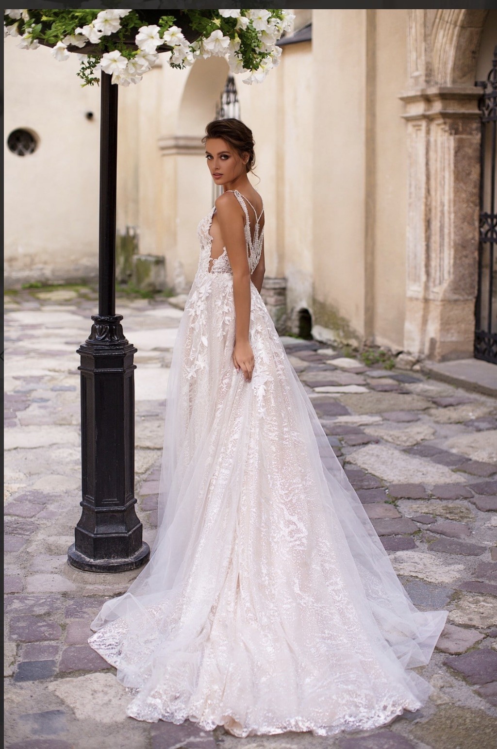 Wedding Dress, Size 12 (street 8) Style: Liretta, Liberica LR18037.00.17
