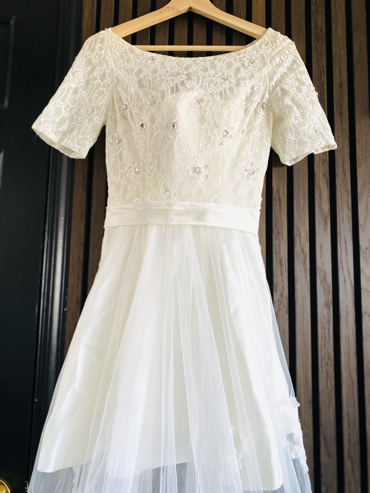 wedding dress mermaid Veil Tail See Thru. Brand New No Tag.