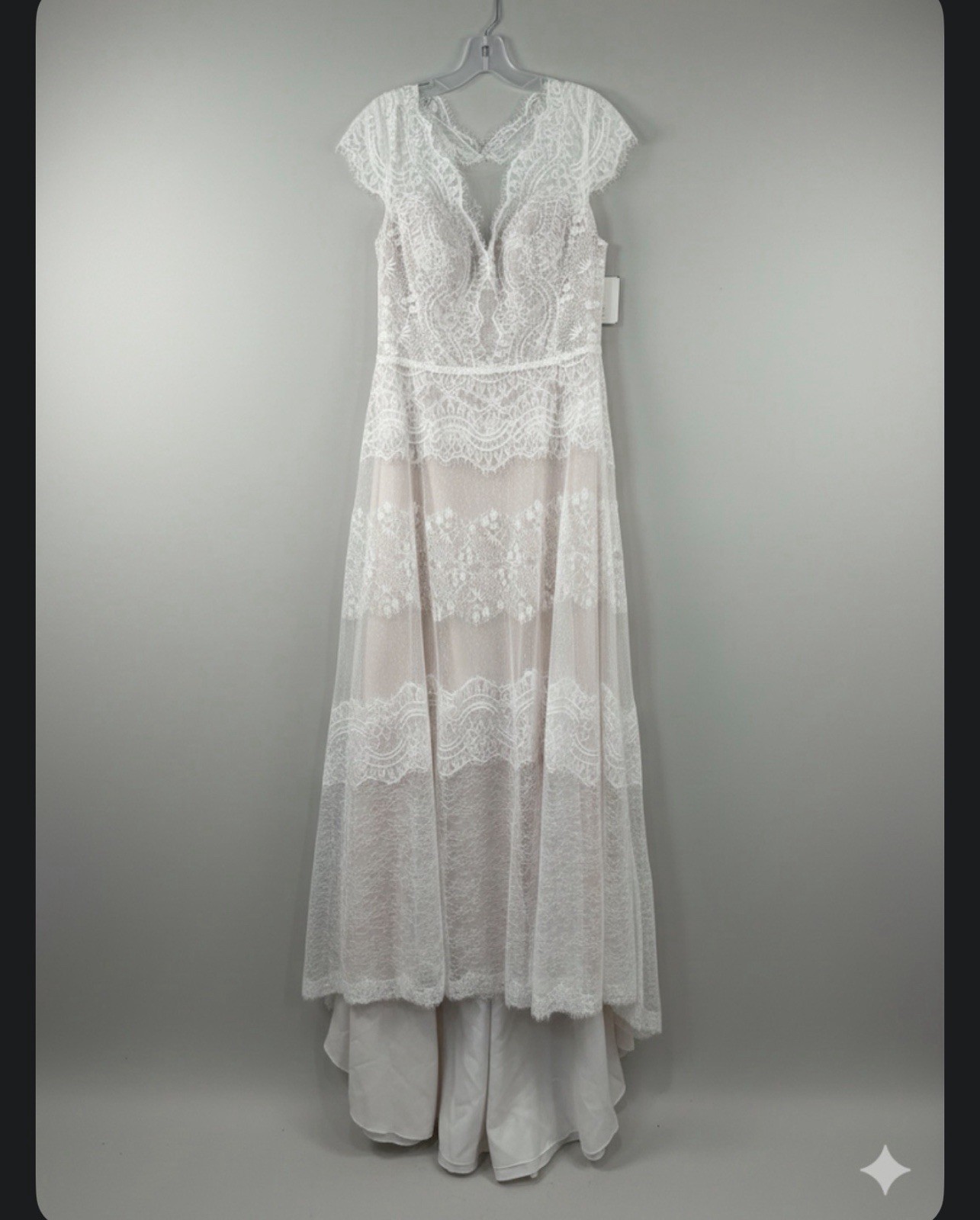 David’s Bridal Melissa Sweet High Neck Cap Sleeve Wedding Dress Size 14 NEW NWT