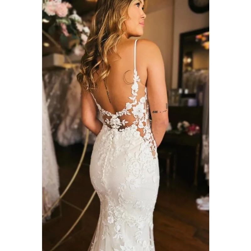 Elegant Lace Mermaid Wedding Dresses Spaghetti Straps Backless Beach Bridal Gown