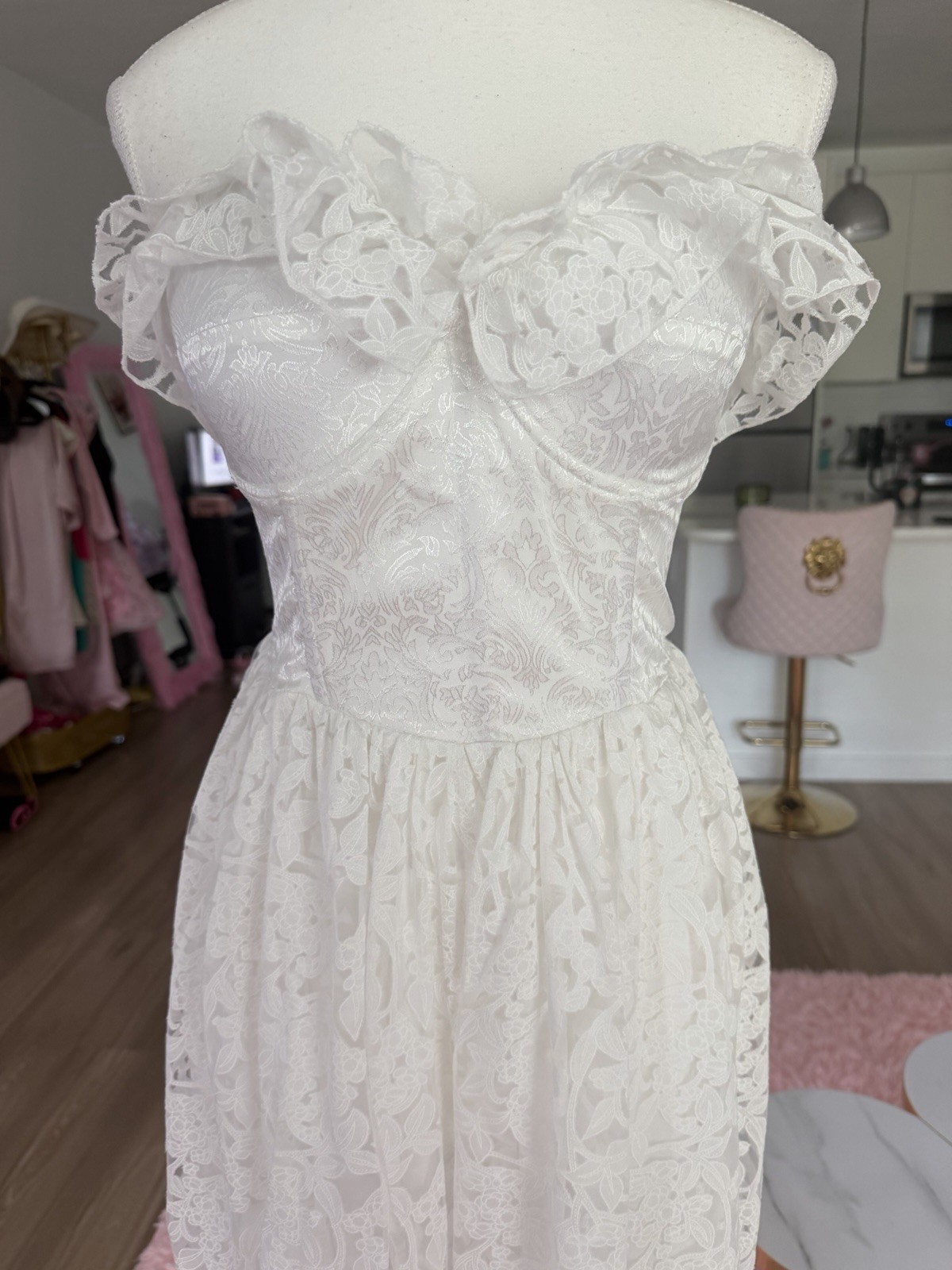 Tailored White Lace Off Shoulder Long Sleeve A-Line Full-Length Dress M