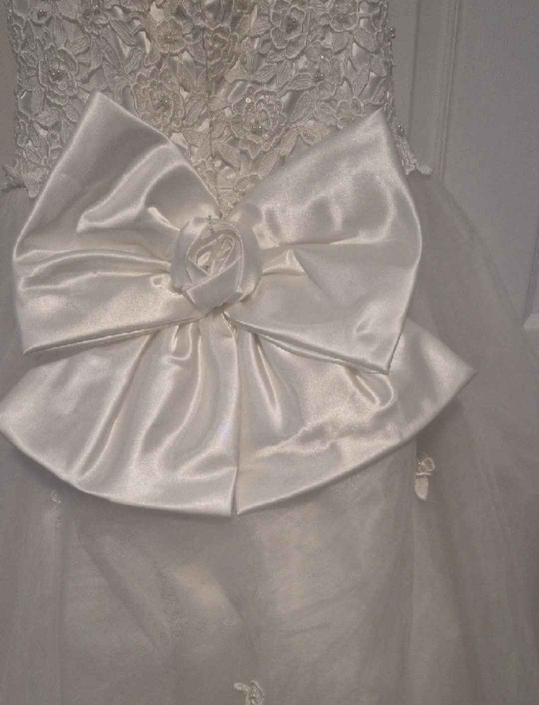 Ivory, Off-shoulder Vintage Wedding Dress