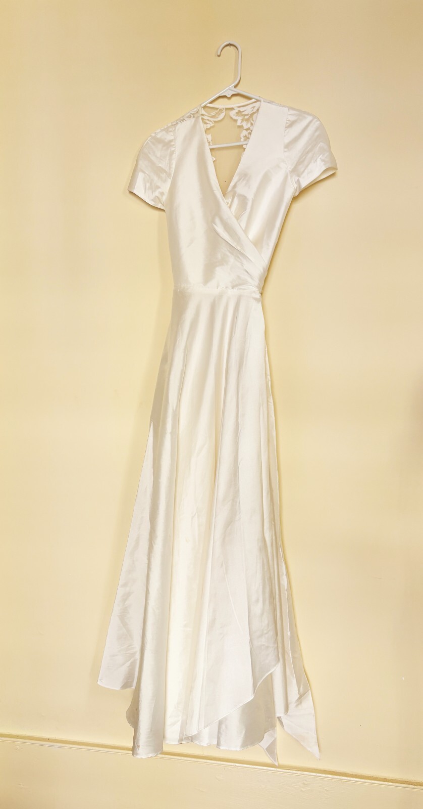 Nouvelle amsale Nic Wrap Ballgown Wedding Dress