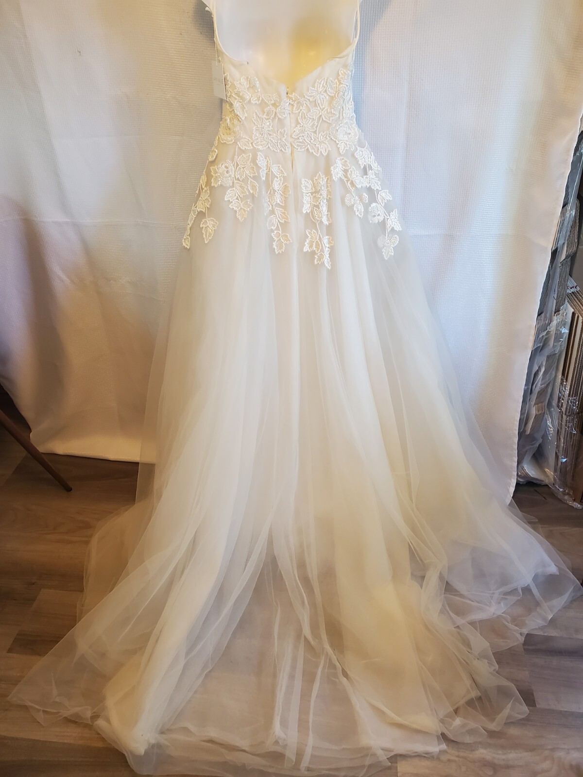 Nouvelle Amsale Hand Beaded Tulle Embellished Ivory Wedding Dress Size 8 $6700