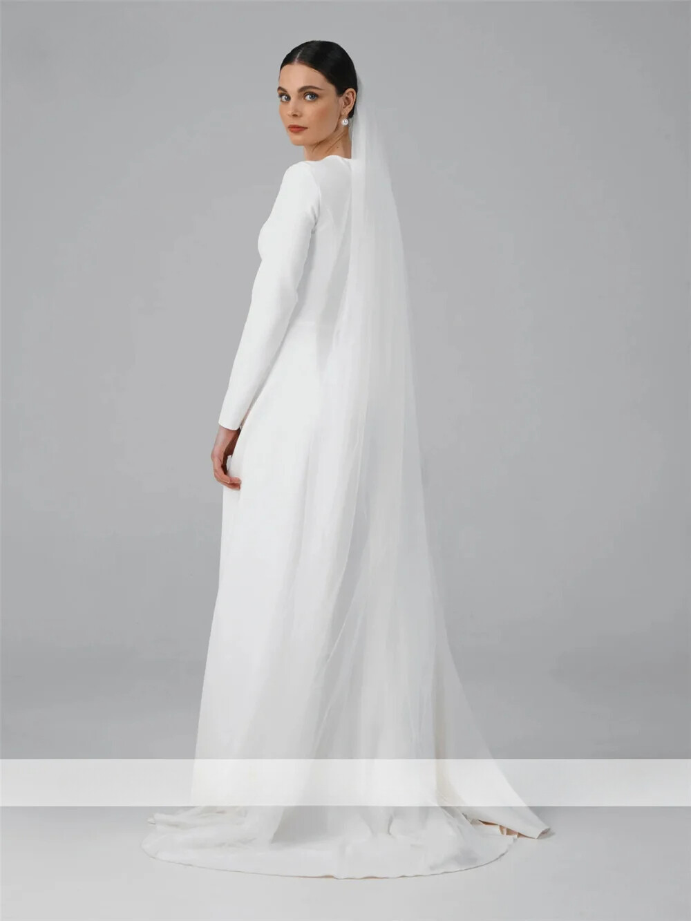 Simple A-Line Wedding Dresses Scoop Neck Long Sleeves Sweep Train Bridal Gowns