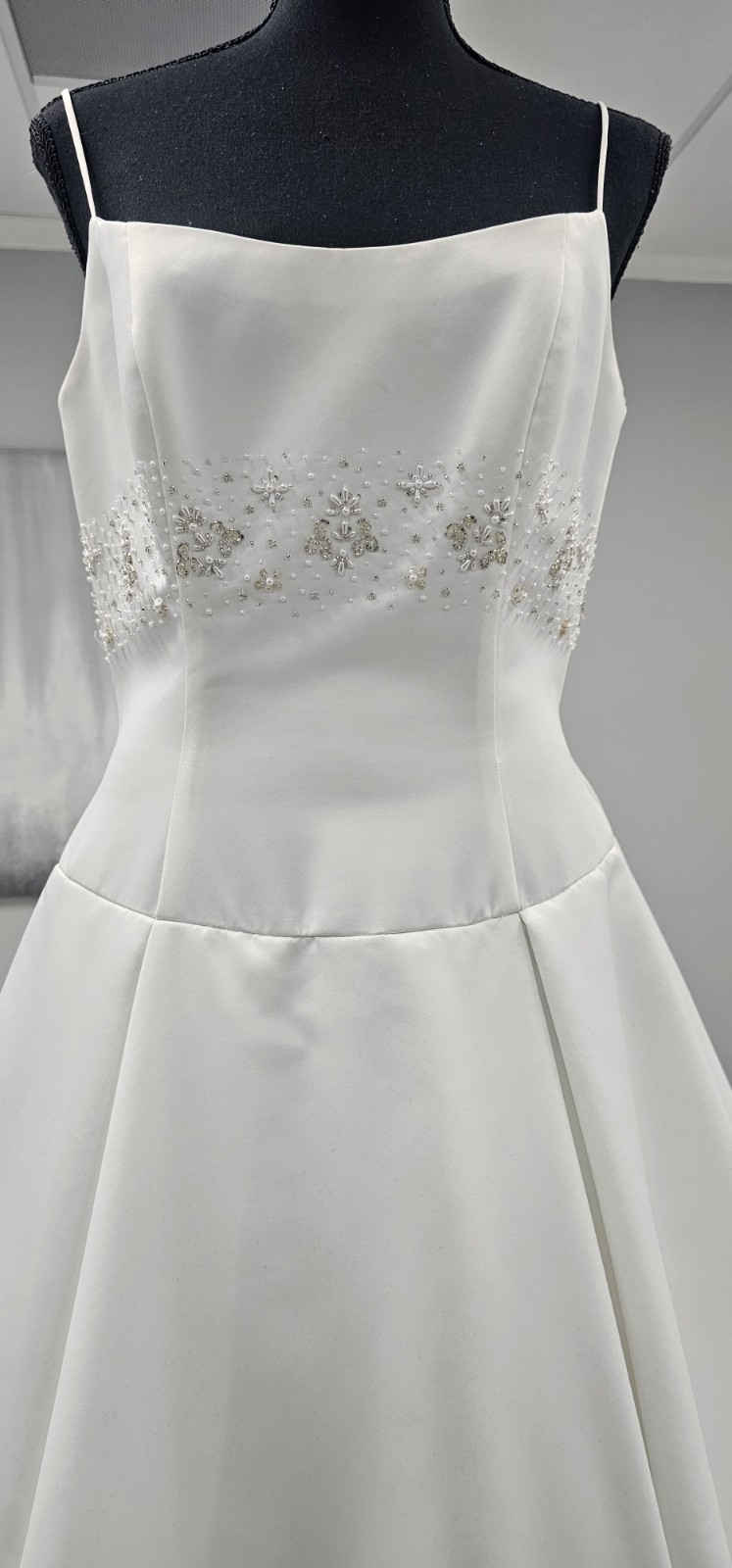 I-611 White Satin, Low Scoop Neckline, Box Pleats Floor Length Wedding Dress