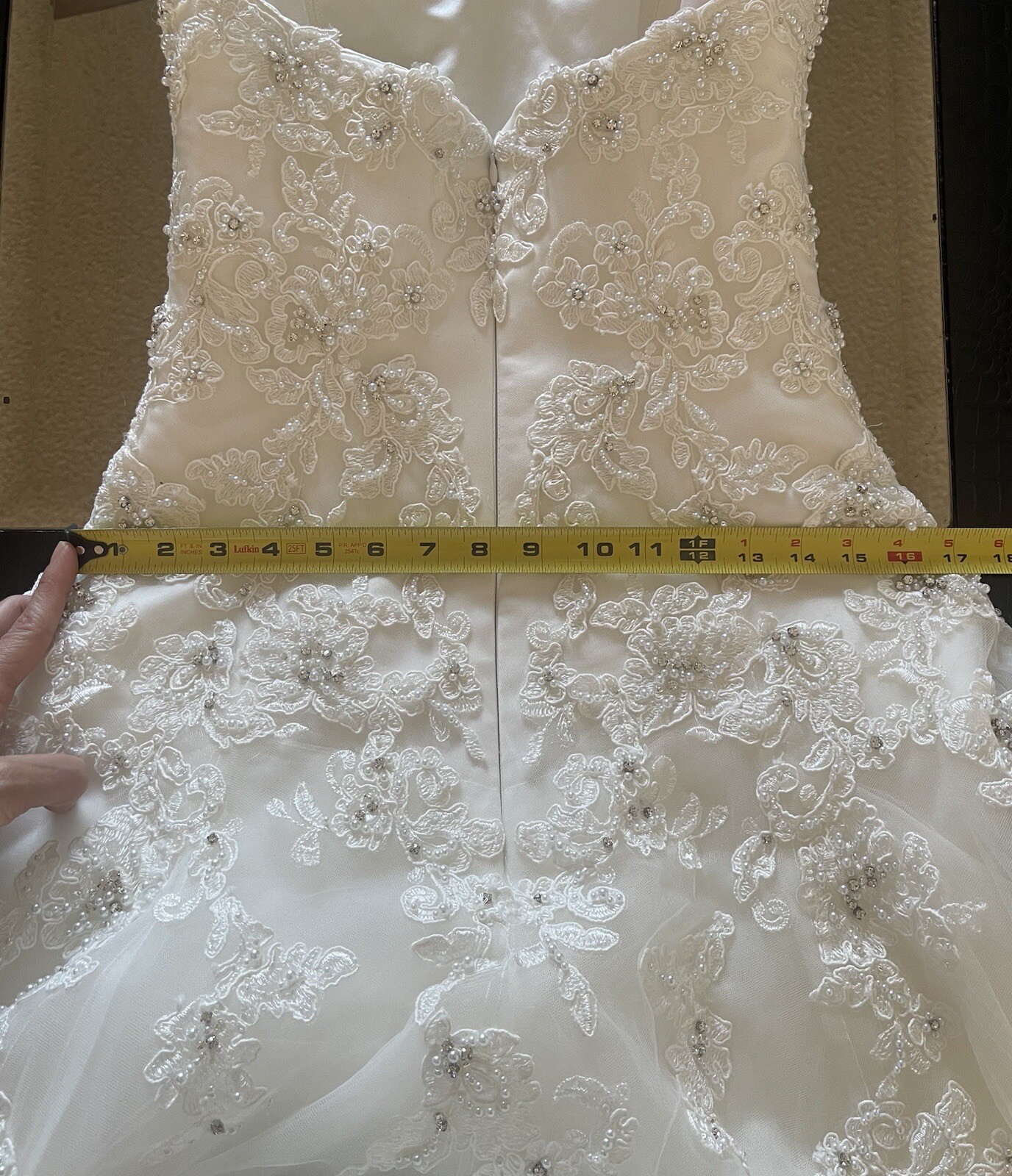 La Soie Bridal Wedding Gown White Tulle Ball Gown Strapless Crystals Beaded US 6