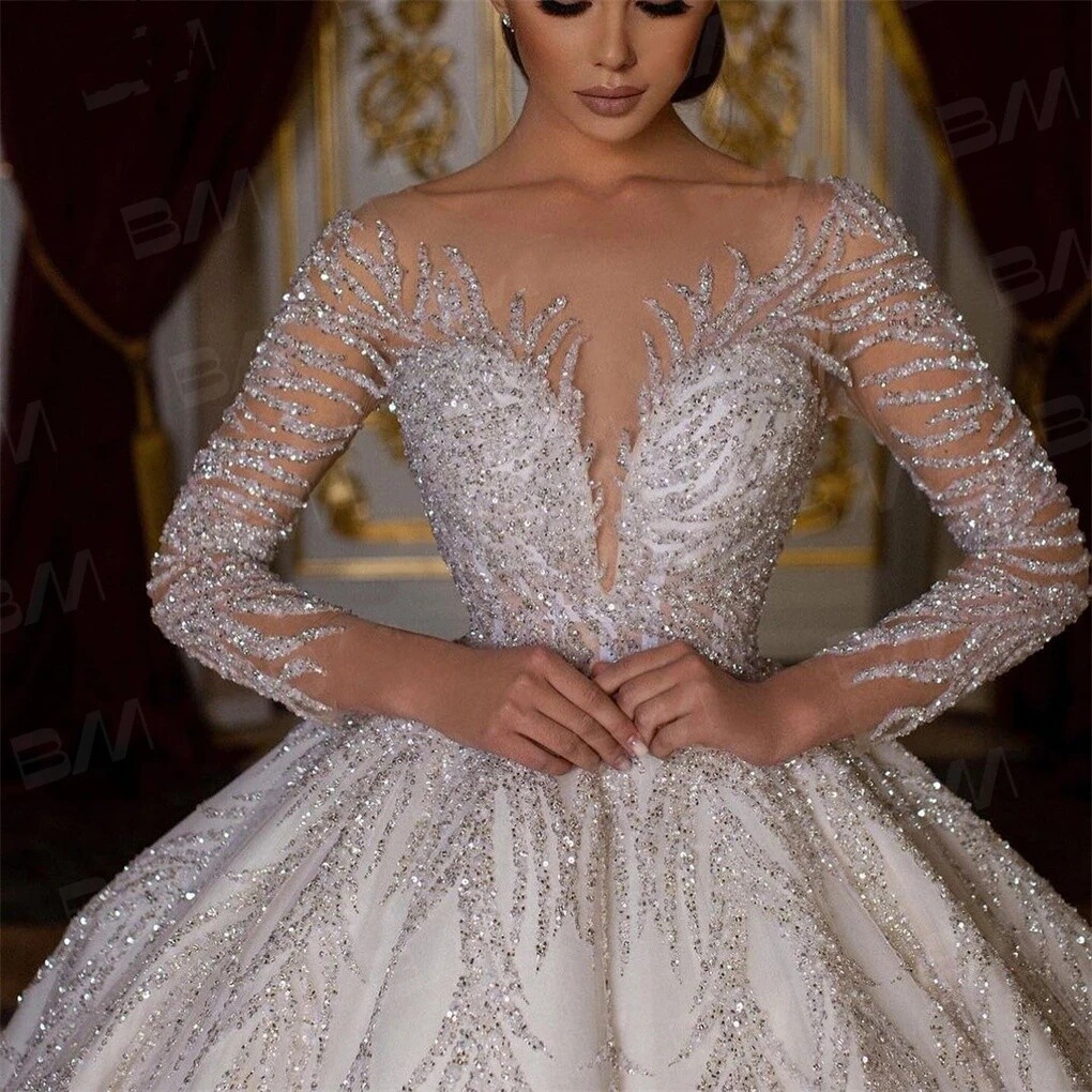 Luxury Wedding Dresses Sweetheart Neck Long Sleeves Backless Beaded Brial Gowns