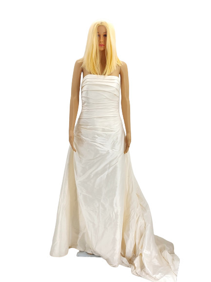 House of San Patrick La Sposa Strapless Ivory Wedding Dress (Size 6-8)