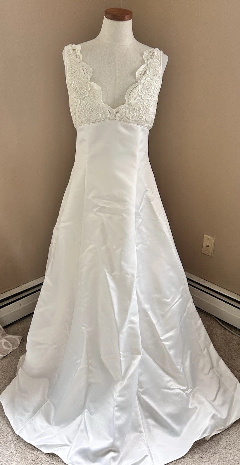 Jessica McClintock Sleeveless Wedding Gown Dress Ivory Lace Bodice Size 8