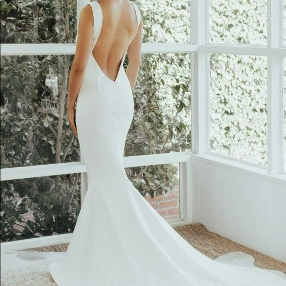 Noel and Jean By Katie May Sophisticate Trumpet Wedding Dress XS Retails 995