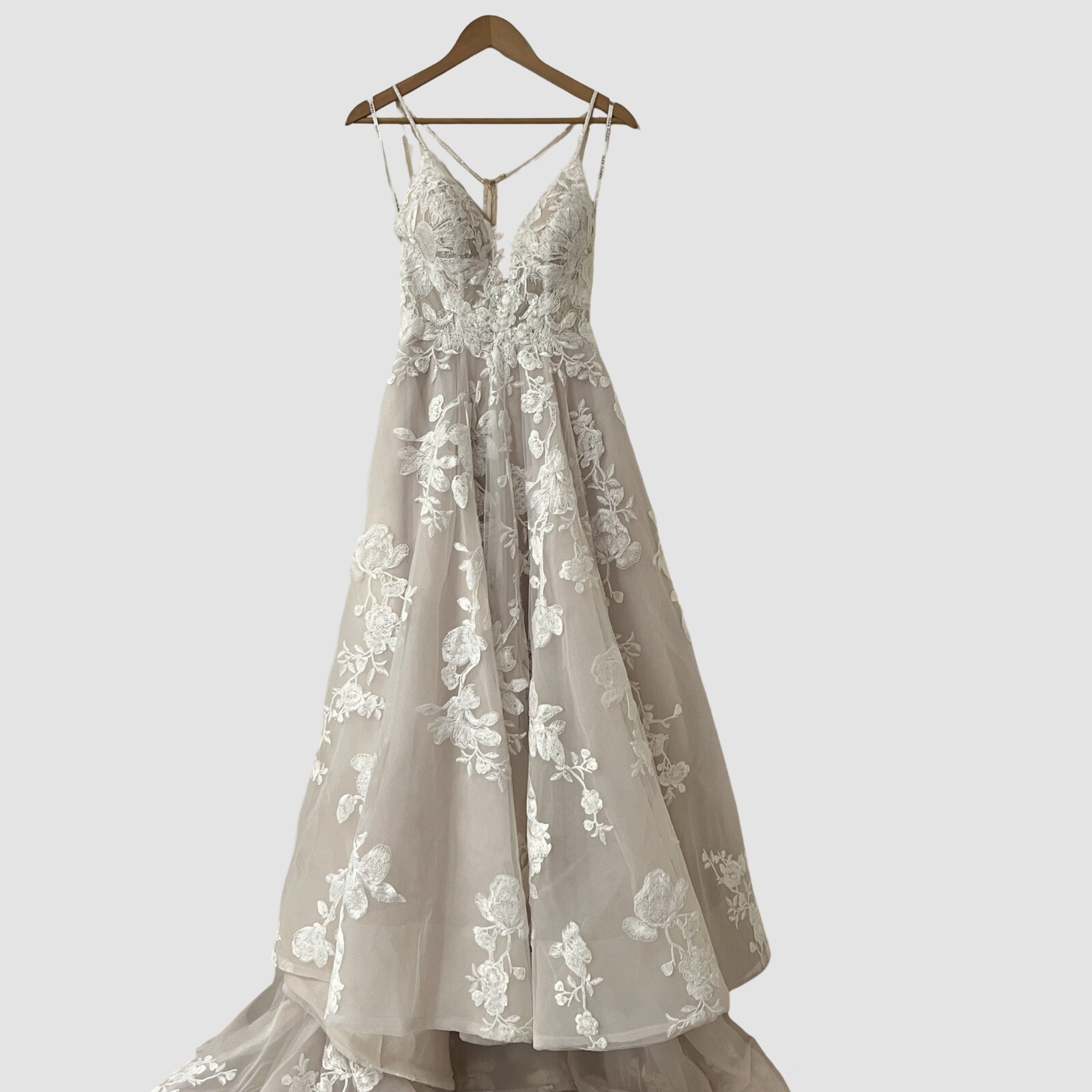 Martina Liana Romantic Boho Wedding Dress W/ Pockets 1110 ($2600) US 12