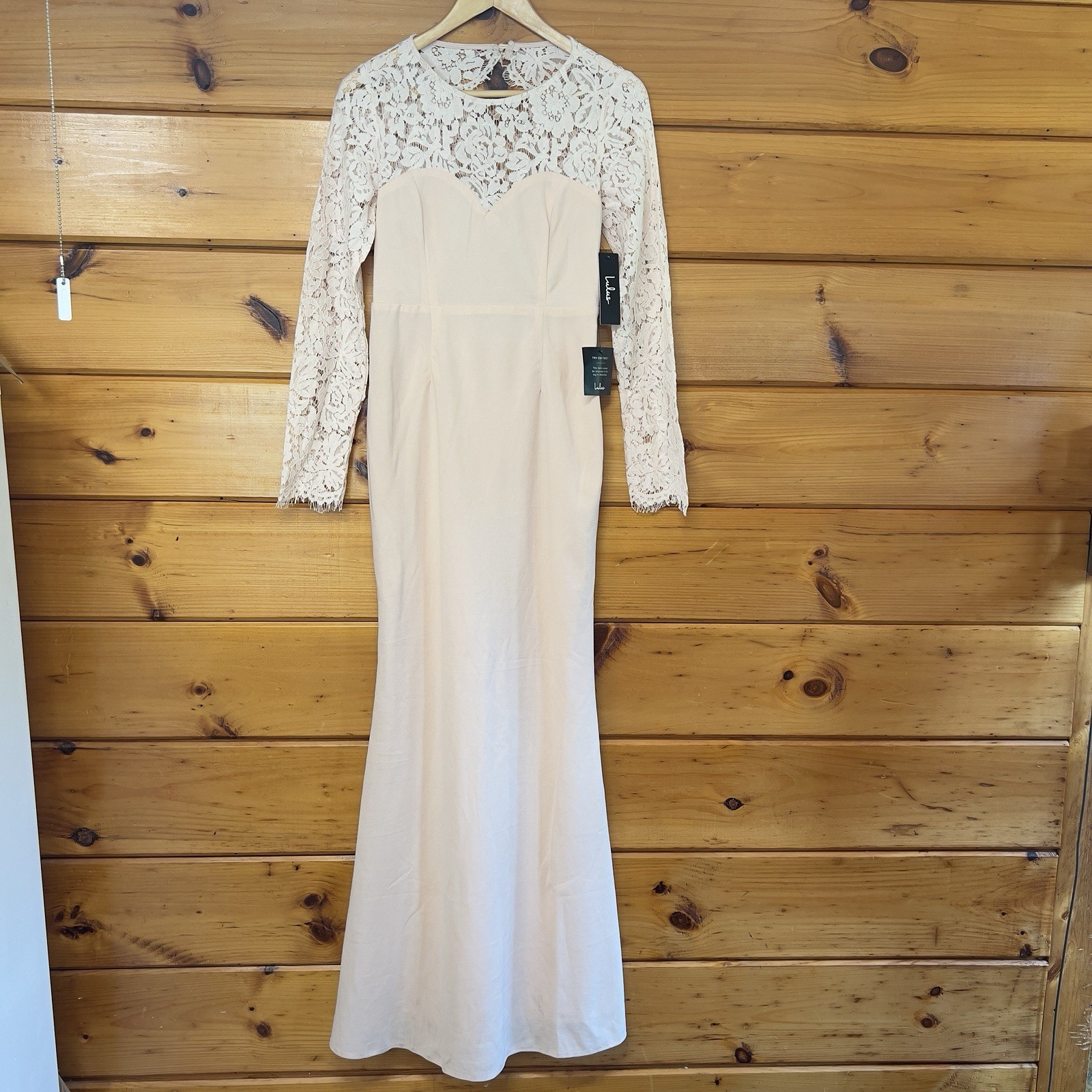 Lulus Floral Lace Long Sleeve High Neck Wedding Gowm Size M -NWT Pale Pink