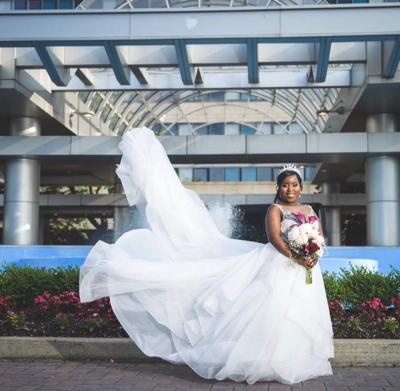 Elegant Wedding Dress Ashley & Justin Bridal Gown, Worn once