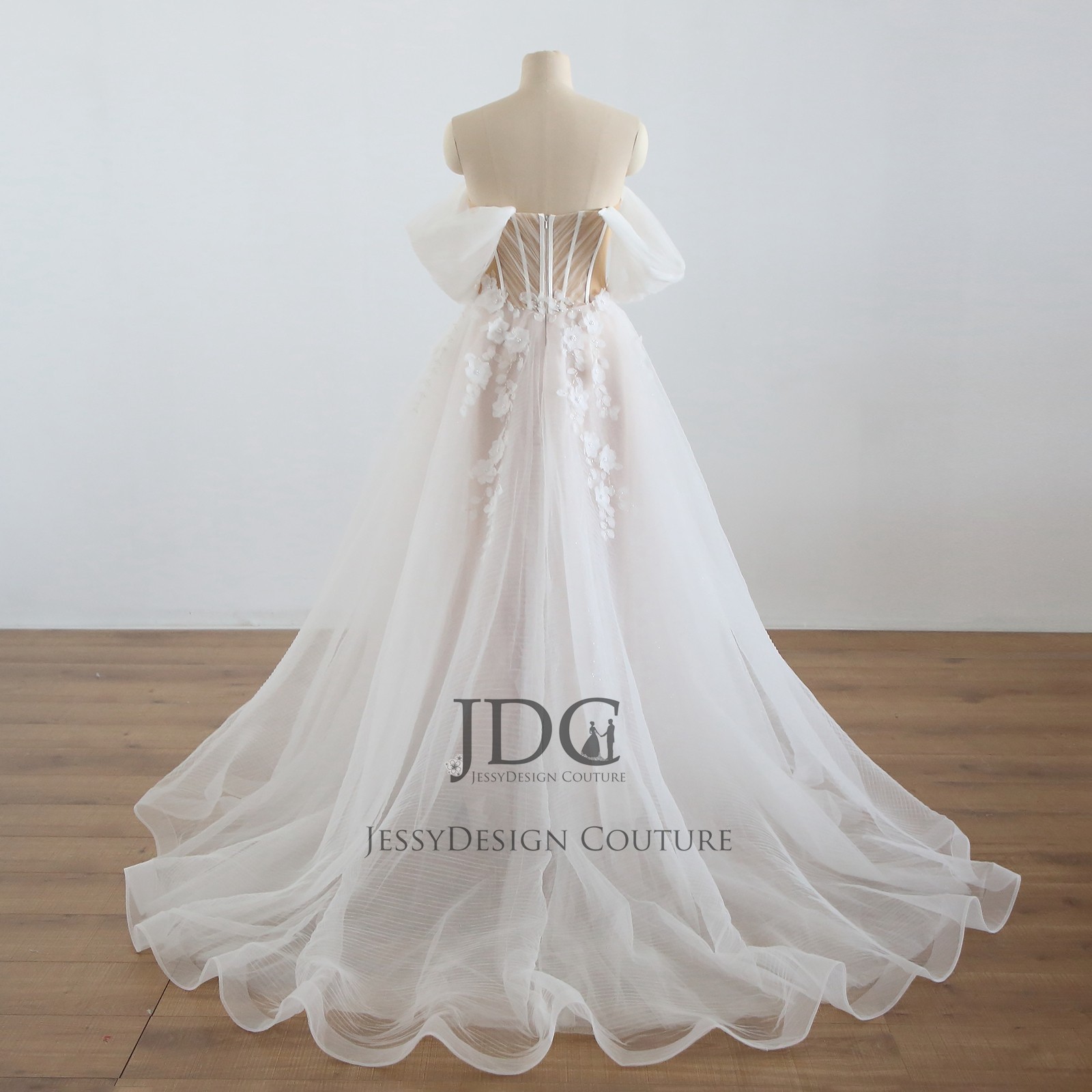 2026 Attractive Wedding Dress Ball Gown Ivory Champagne off-Träger 2-28W Glitter