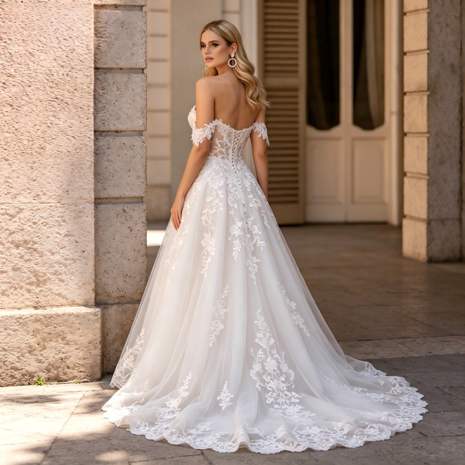 Lace Wedding Dresses Illusion Backless A-Line Tulle Bridal Gown With Train