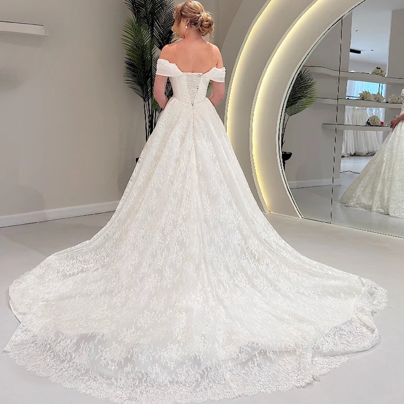Exquisite A-line Wedding Dress luxury Off Shoulder Bridal Gown Lace Sleeveless