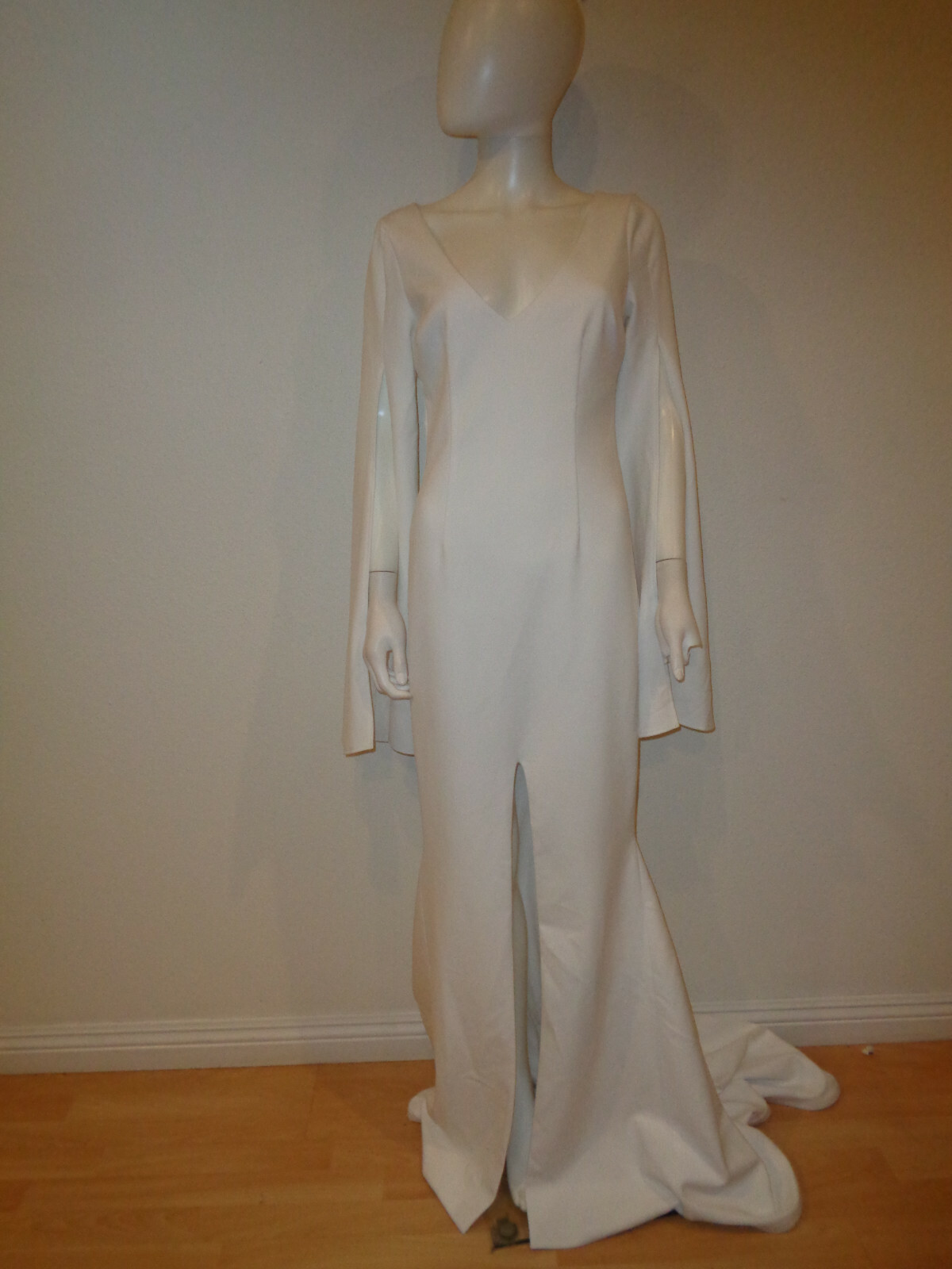 $995 NOEL AND JEAN BY KATIE MAY HEIRESS SLIT LONG SLEEVE MERMAID GOWN SZ M
