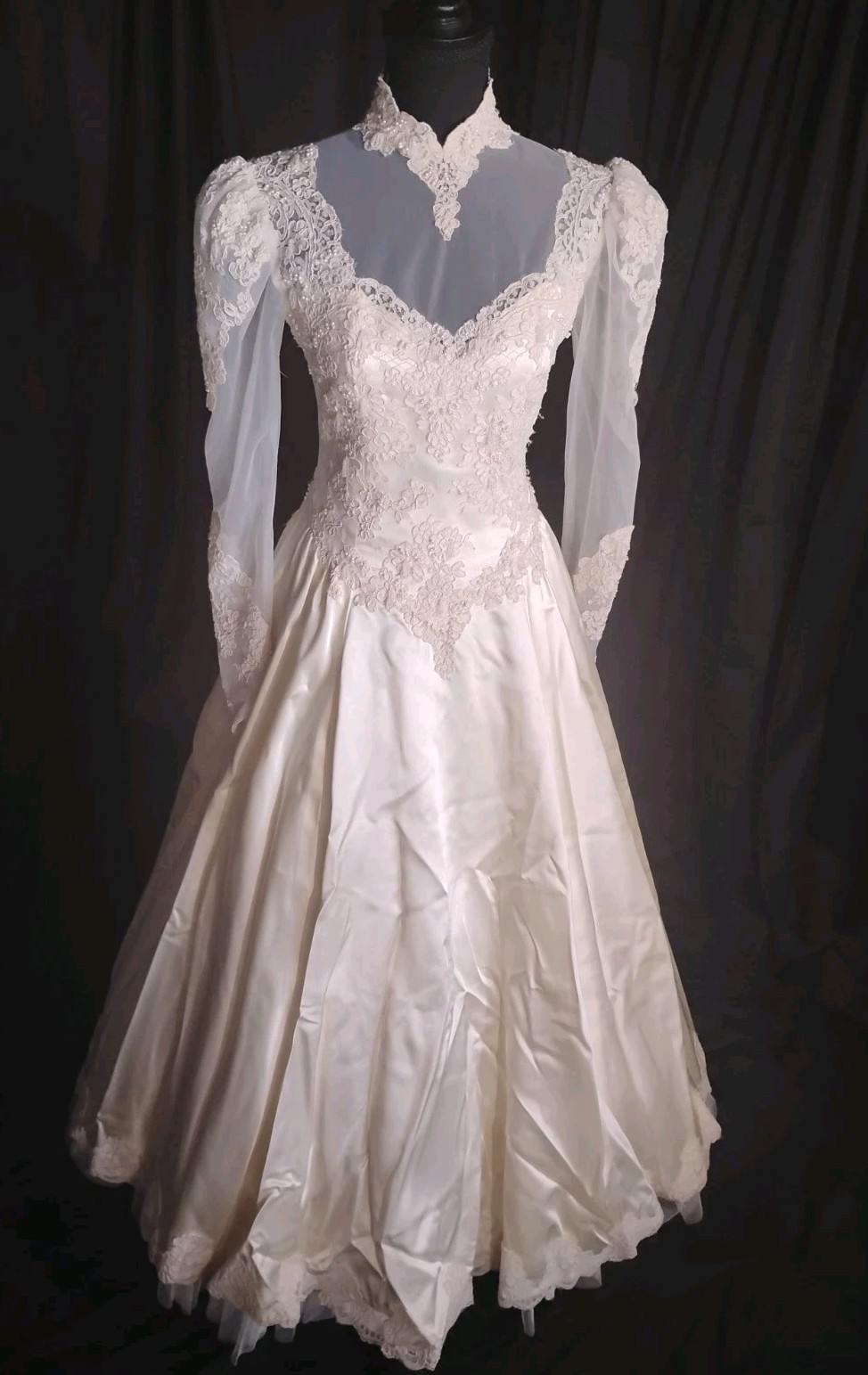 High Neck Ivory Train Sz M Hanging Bustle Beads Wedding Gown Dress