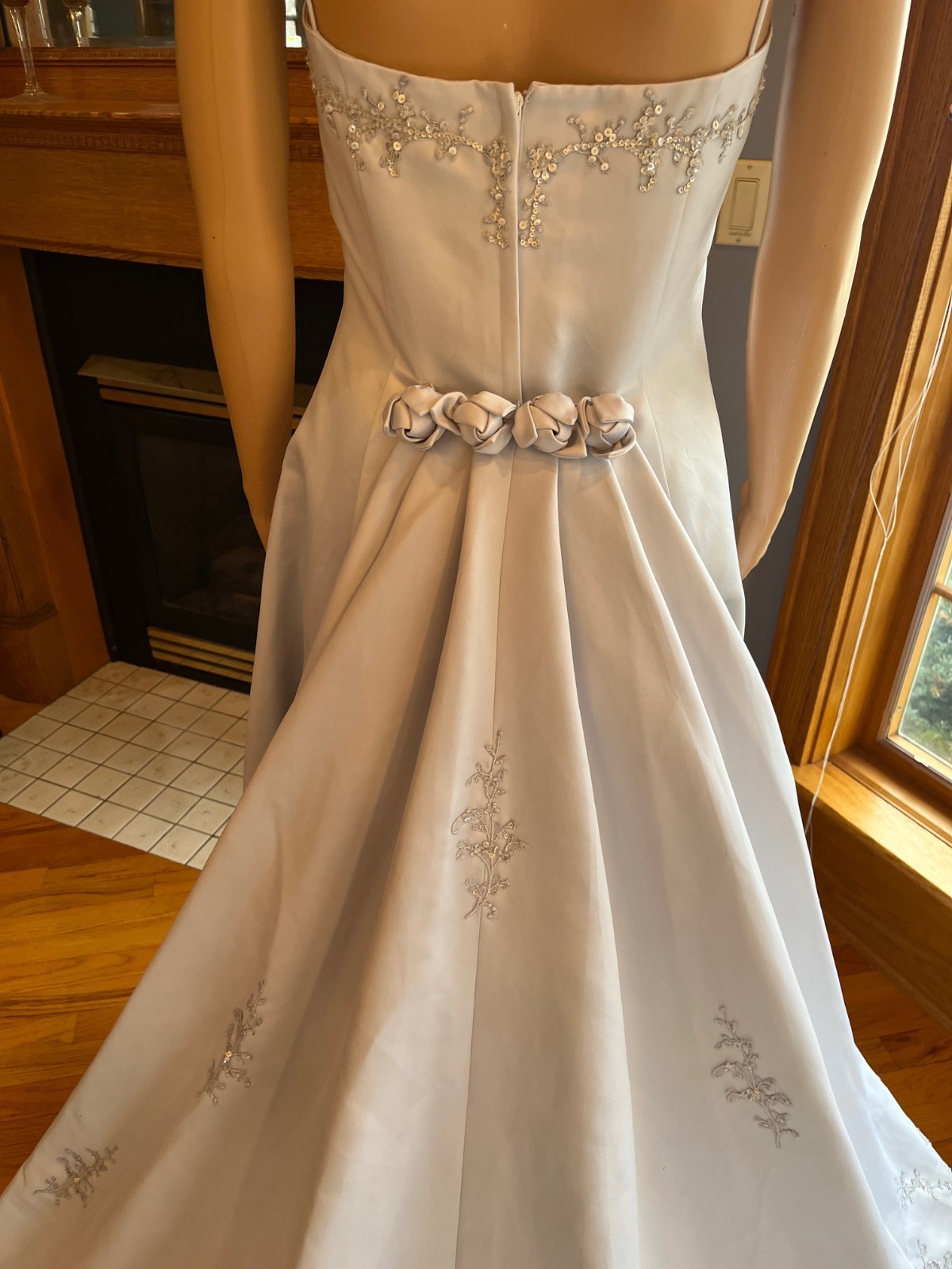 *Casablanca Gray Satin Straps Detachable Train Wedding Gown Bridal Dress Size 14