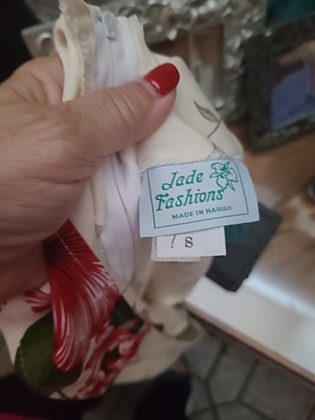 Jade Fashions Hawaiian Cream Hibiscus Dress S Resort Wear Super!