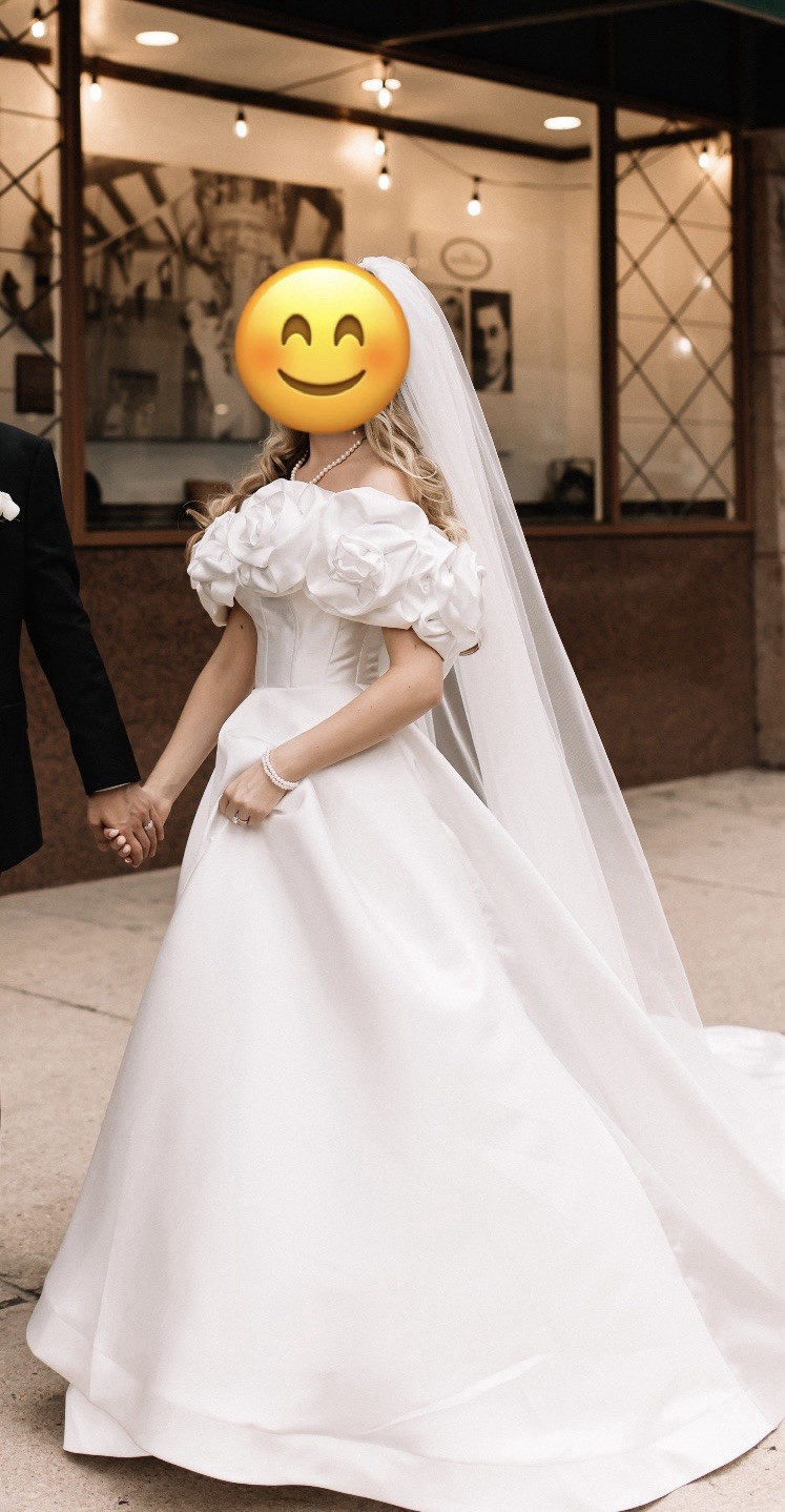 wedding dress