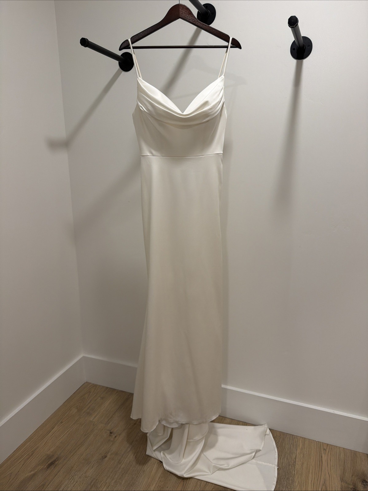 Wilderly By Allure Size 8 Premium Bridal Sample Gown, Size 8