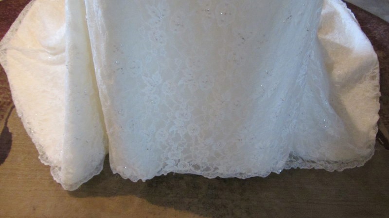 LA SPOSA Gladiolo LACE sleeveless halter WEDDING DRESS beaded gown size 8 NEW
