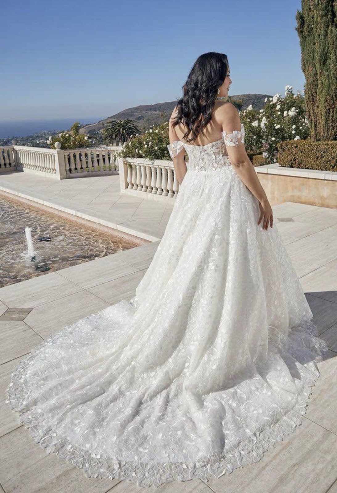 Casablanca Bridal “Addilyn” Wedding Dress – Street Size 20 Label Size US 28