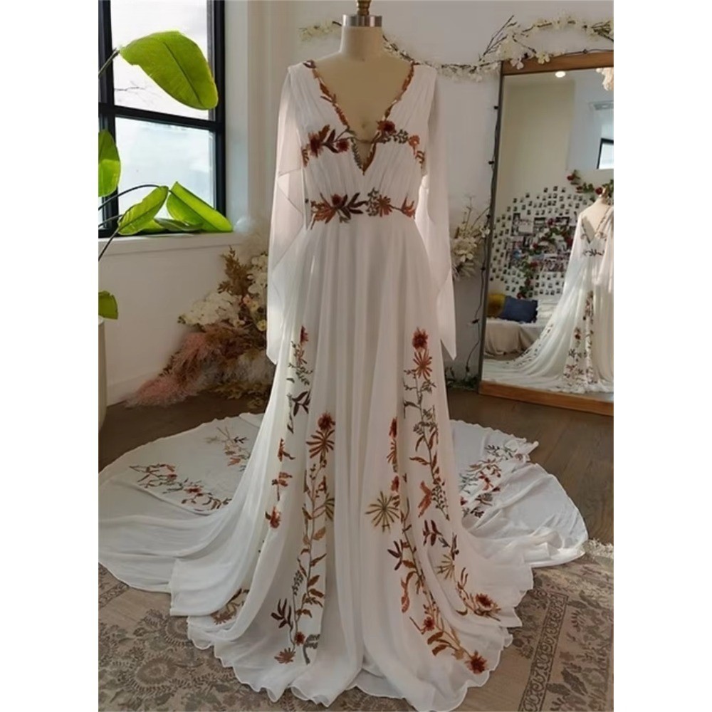 Vintage Boho Chiffon Wedding Dresses Long Sleeve V Neck Flower Embroidery Gown