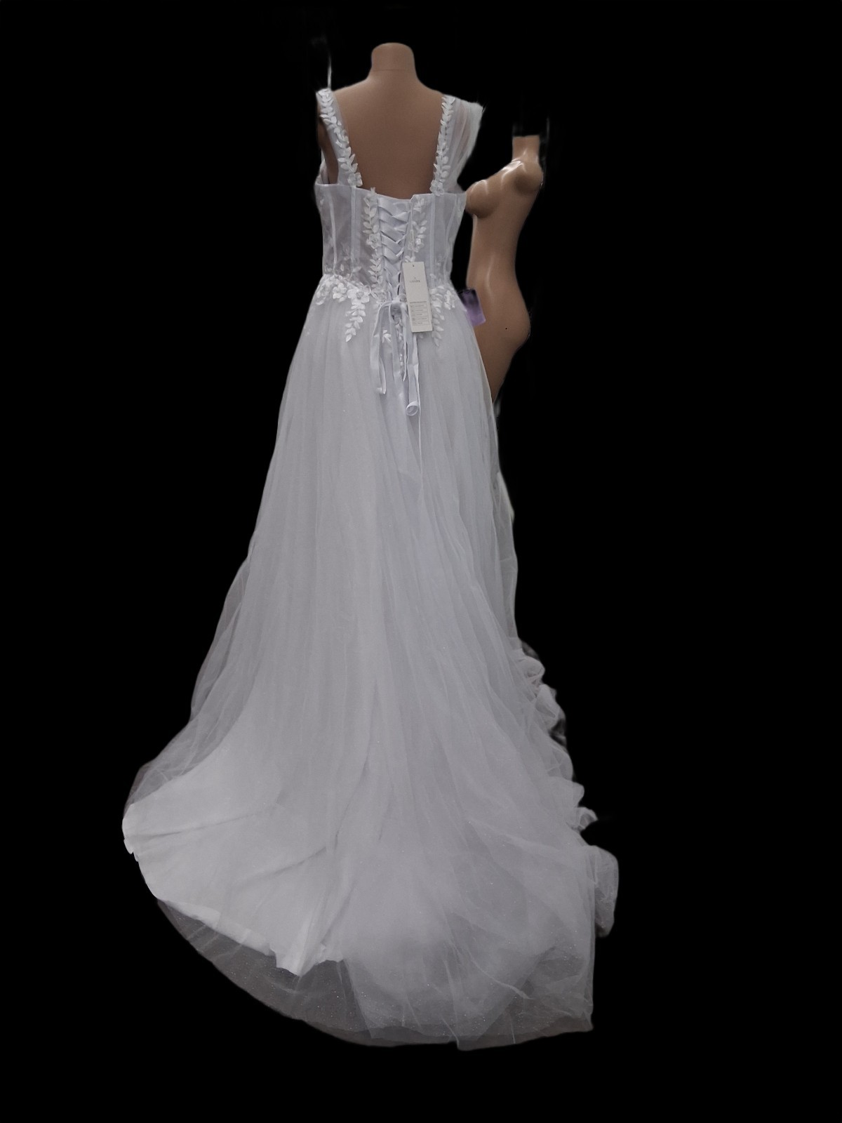 White A-Line Tulle Wedding Dress Lace Applique V-Neck Sleeveless Corset Back
