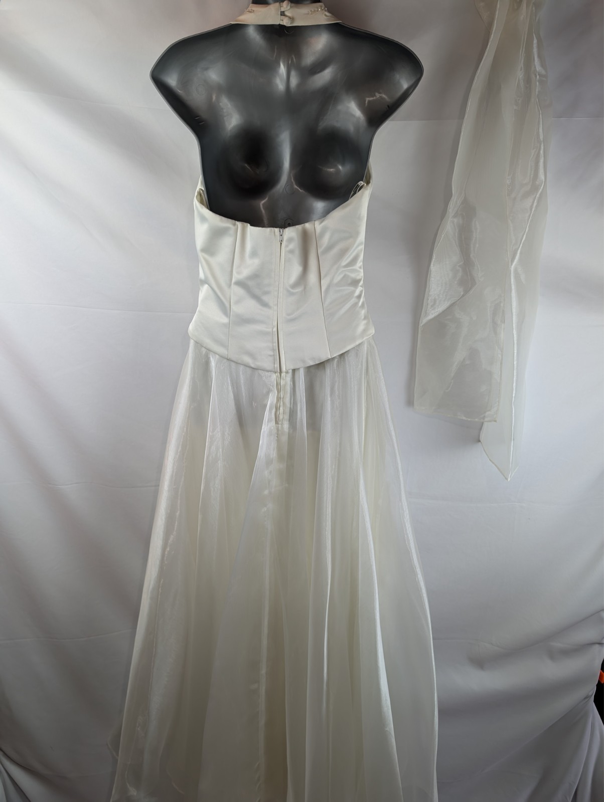Rebecca Ivory Halter-Neck Intricate Beaded Bodice Floral Embroidery Size Medium