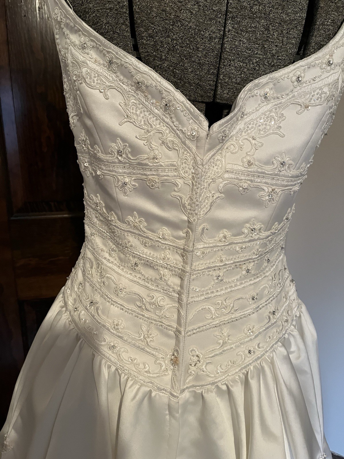 Wedding Dress Bridal Exquisite Off-white Crystal Beading Straps Sz M