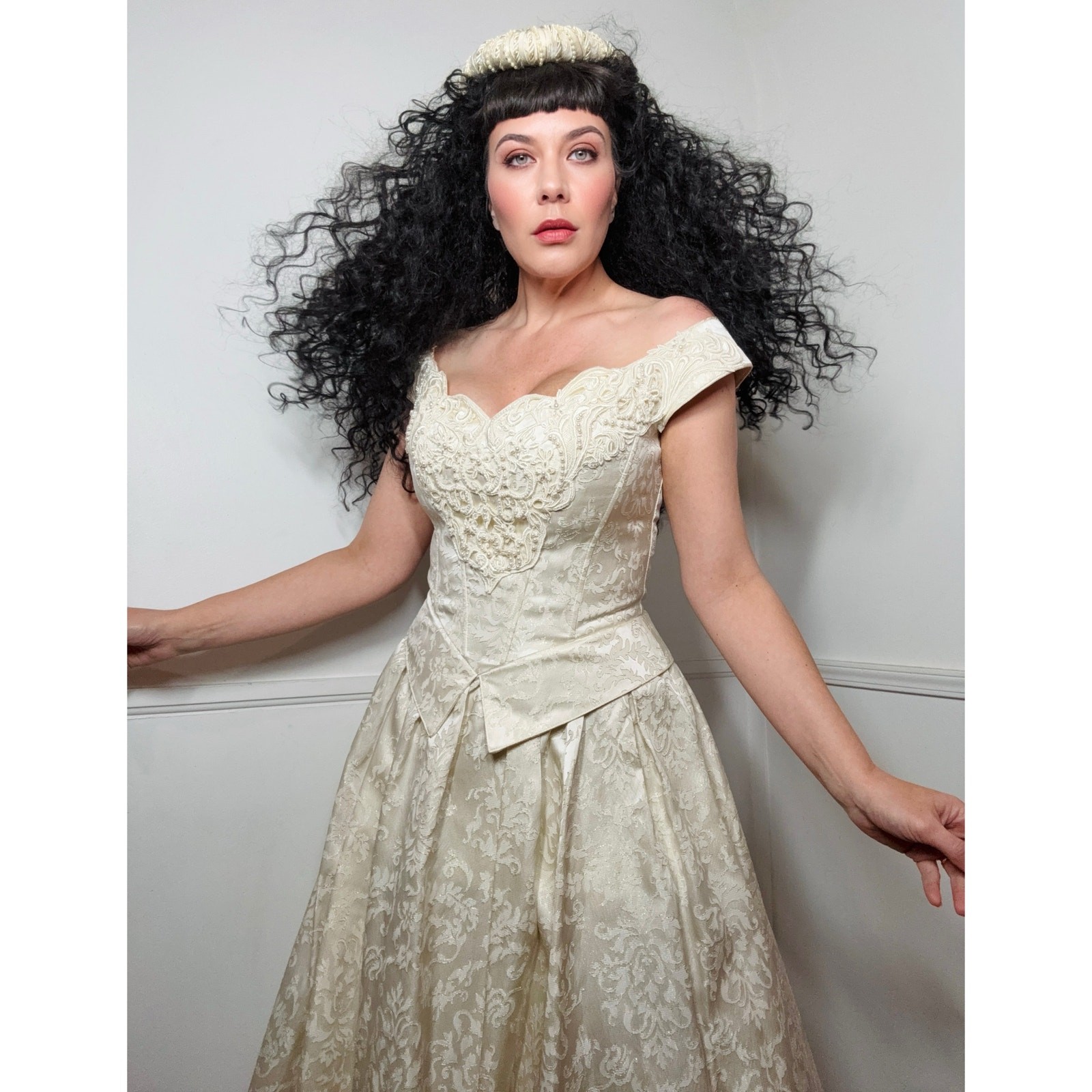1990s Vintage Cream and Gold Jacquard Princess Bridal Gown by Jessica McClintock