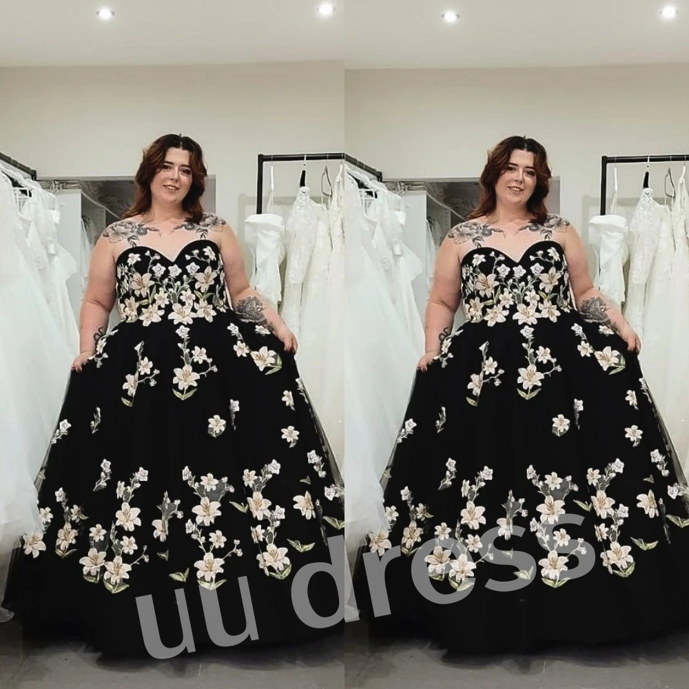 Black Plus Size Wedding Dresses Flowers Appliques Off Shoulder Bridal Gowns