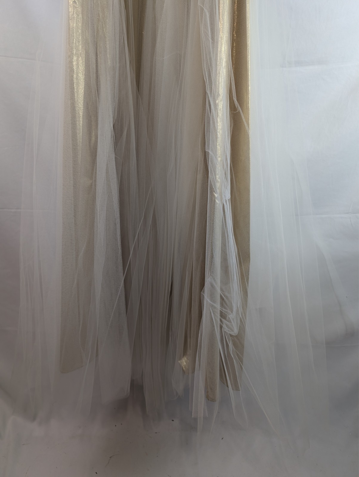Loralie Ivory Gold Jacquard Halter Wedding Gown 40s 50s Era Layered Tulle Size 8