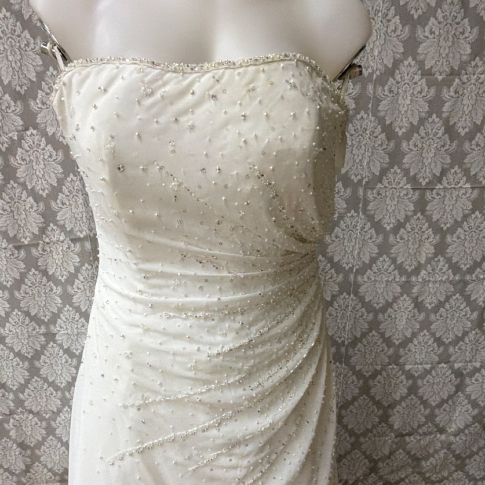 White Beaded Strapless Full-Length Wedding Dress Buttons Back Size 14 Lot #5