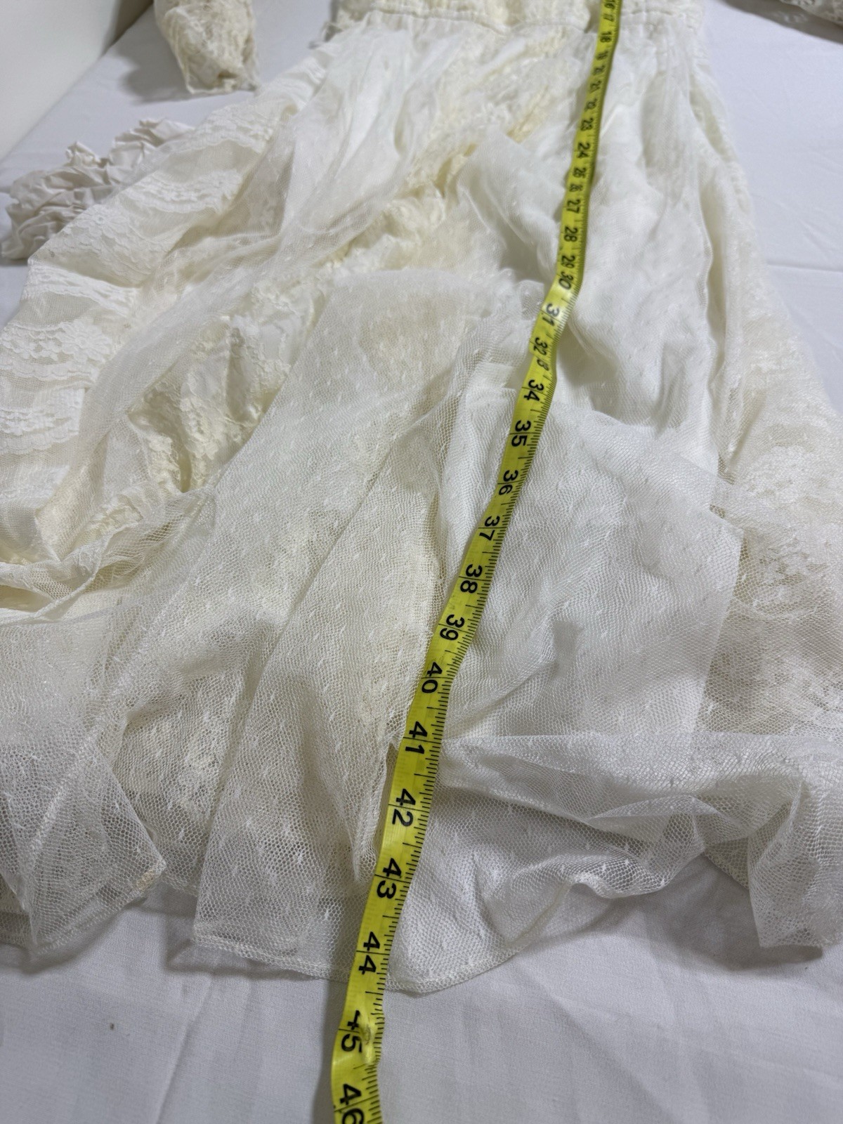 Vintage Wedding Dress Off White Lace Tier Puff Ruffled Sleeve No Tags?