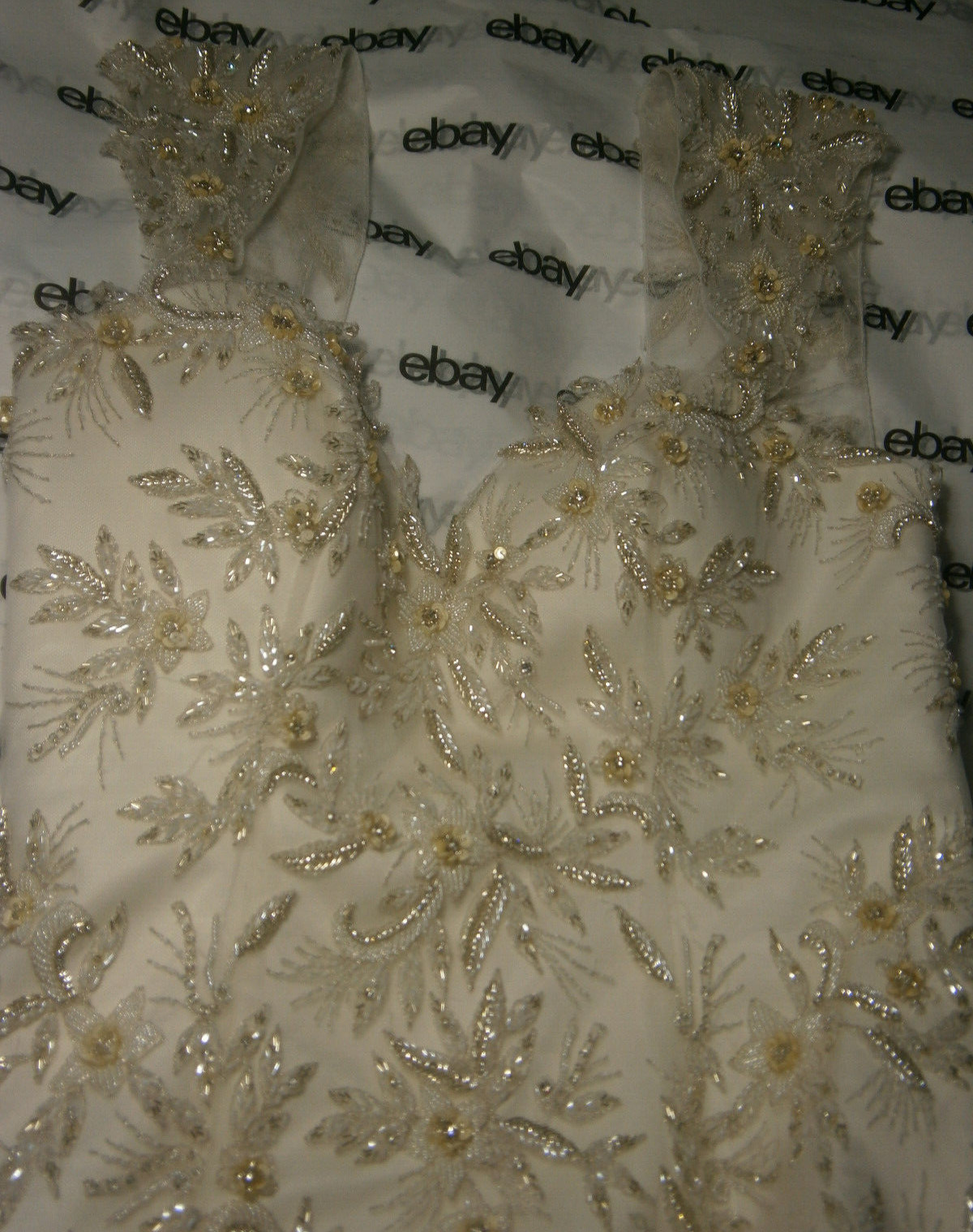 Casablanca Custom 2147 Ivory Wedding Dress 14 Tulle Ballgown Cap Sleeve V Back