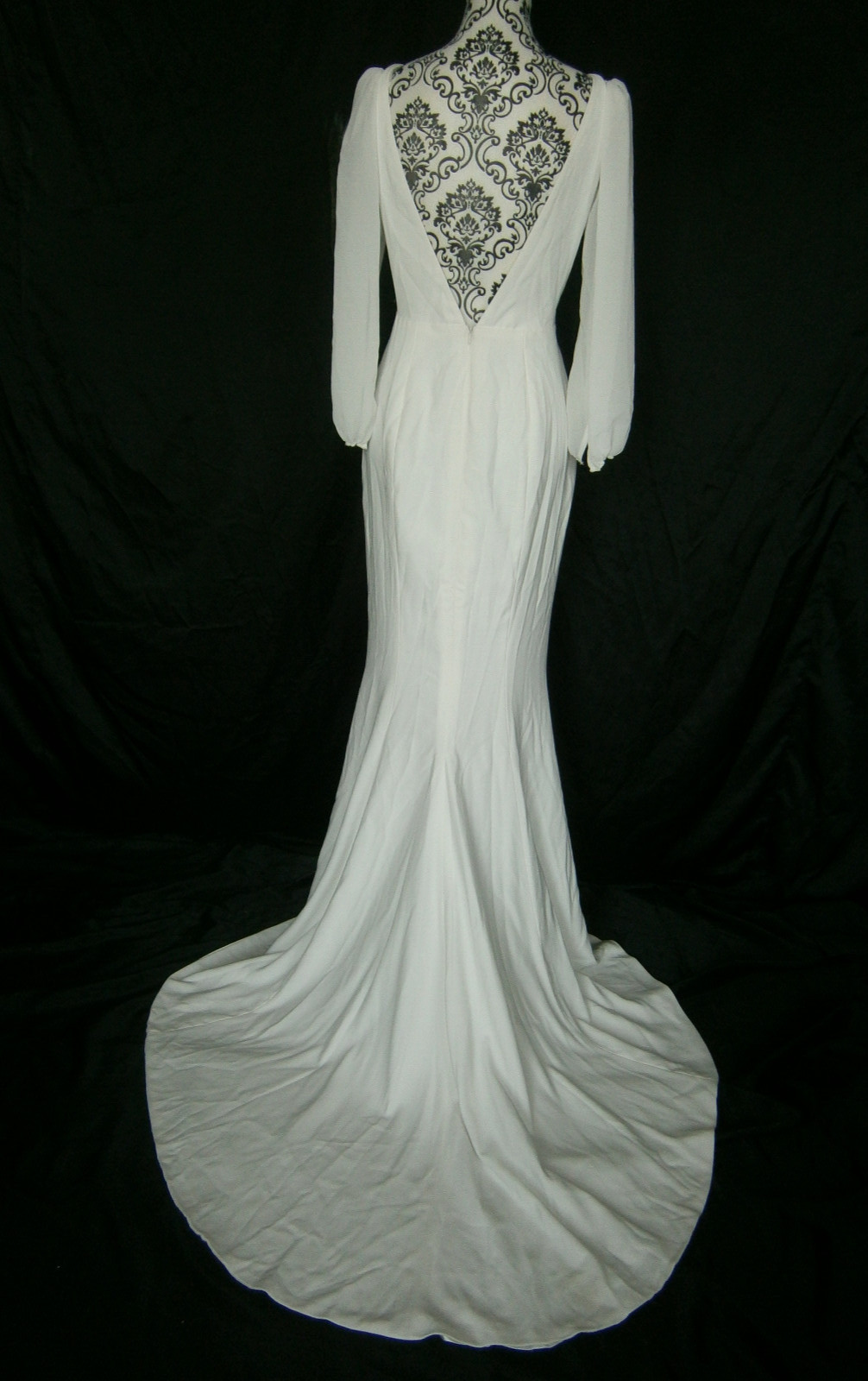 Amy Kuschel Wedding Dress 6 Off-White Scoop Neck Sleeves Back Low V Sash Beach