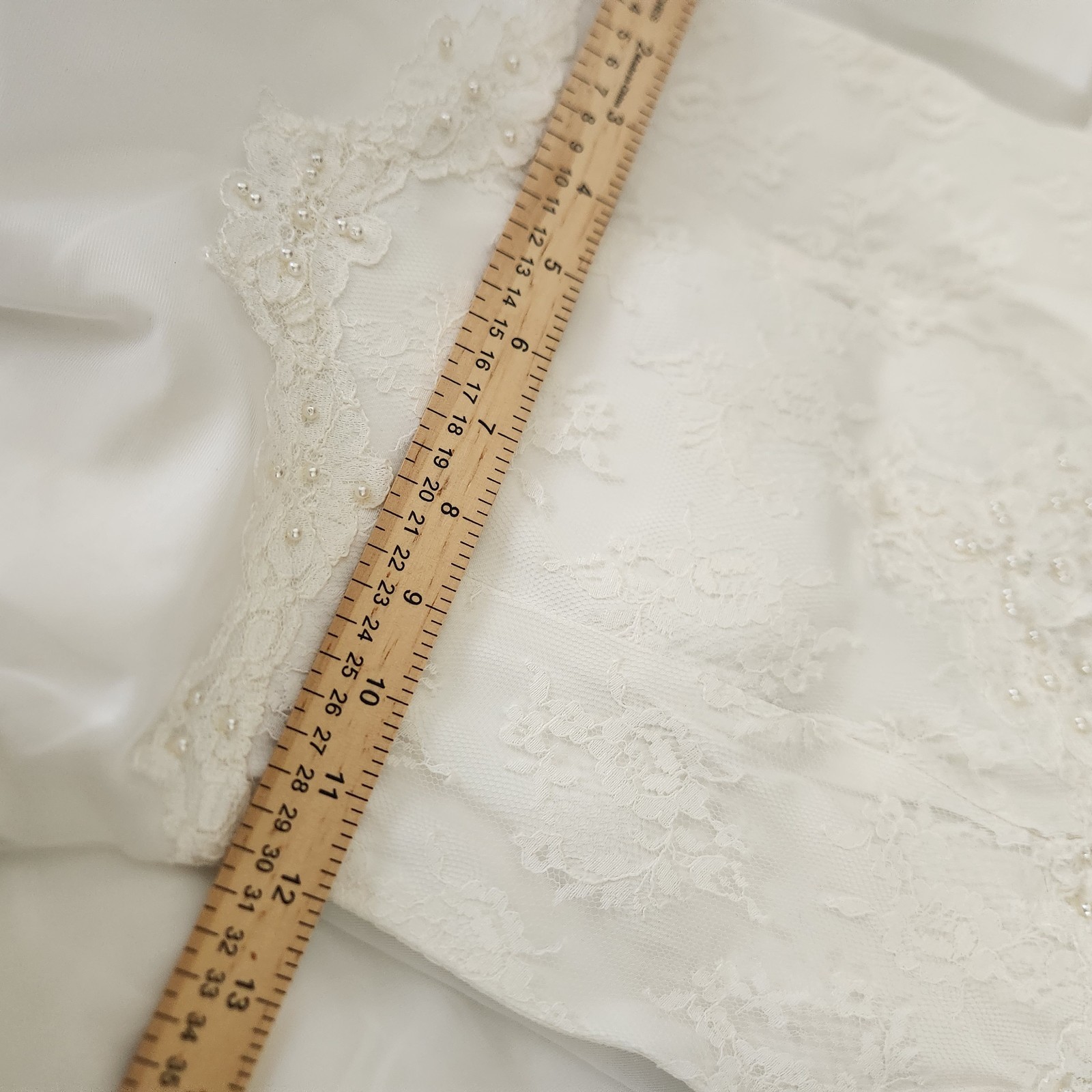 70s Edwardian Style Hi-Neck Puff Sleeve Ruffled Tiered Lace Hem Wedding Dress XS