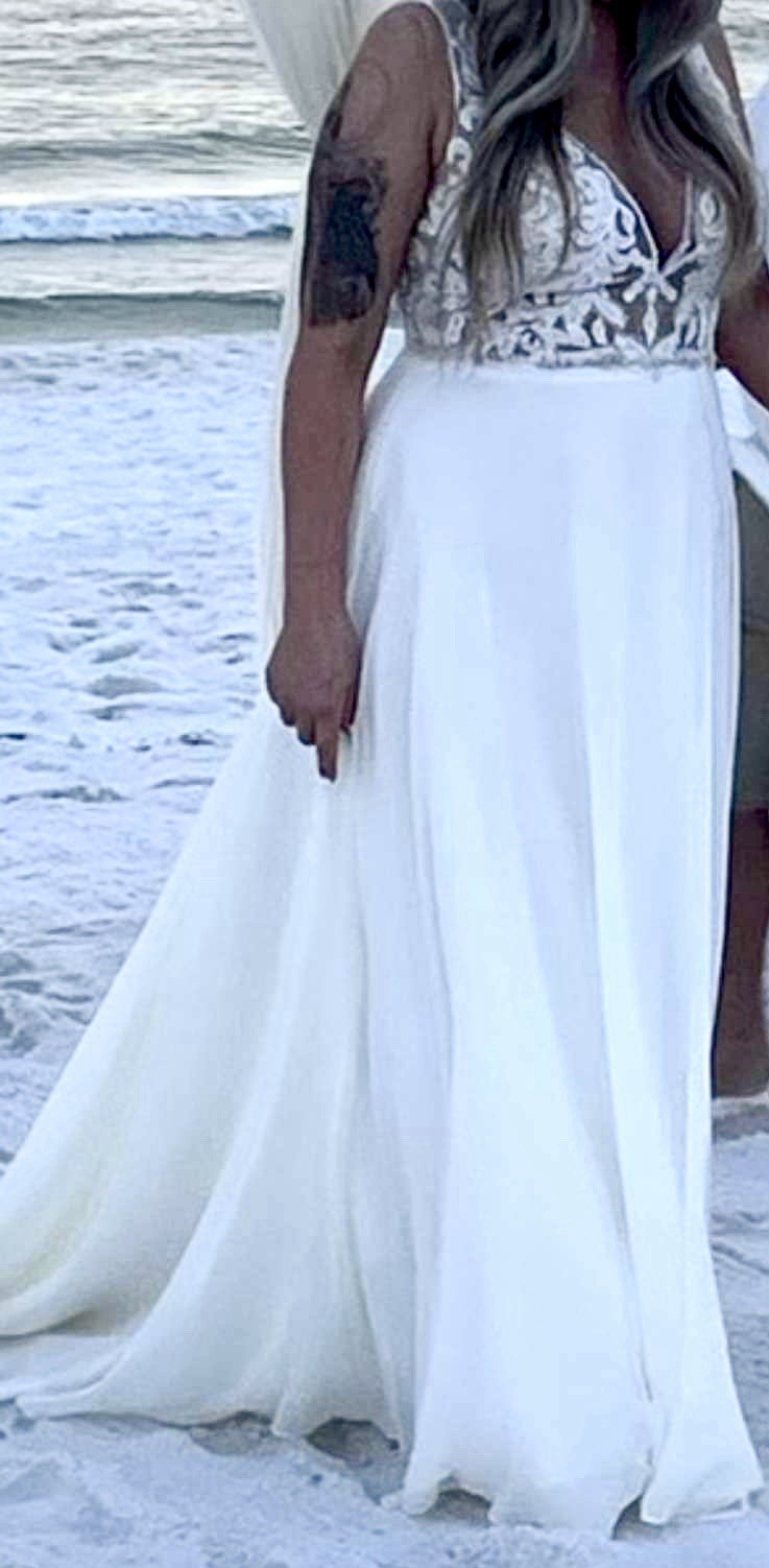 Vintage Lace Tulle Long Sleeve Bridal Dress Handmade/Unbranded